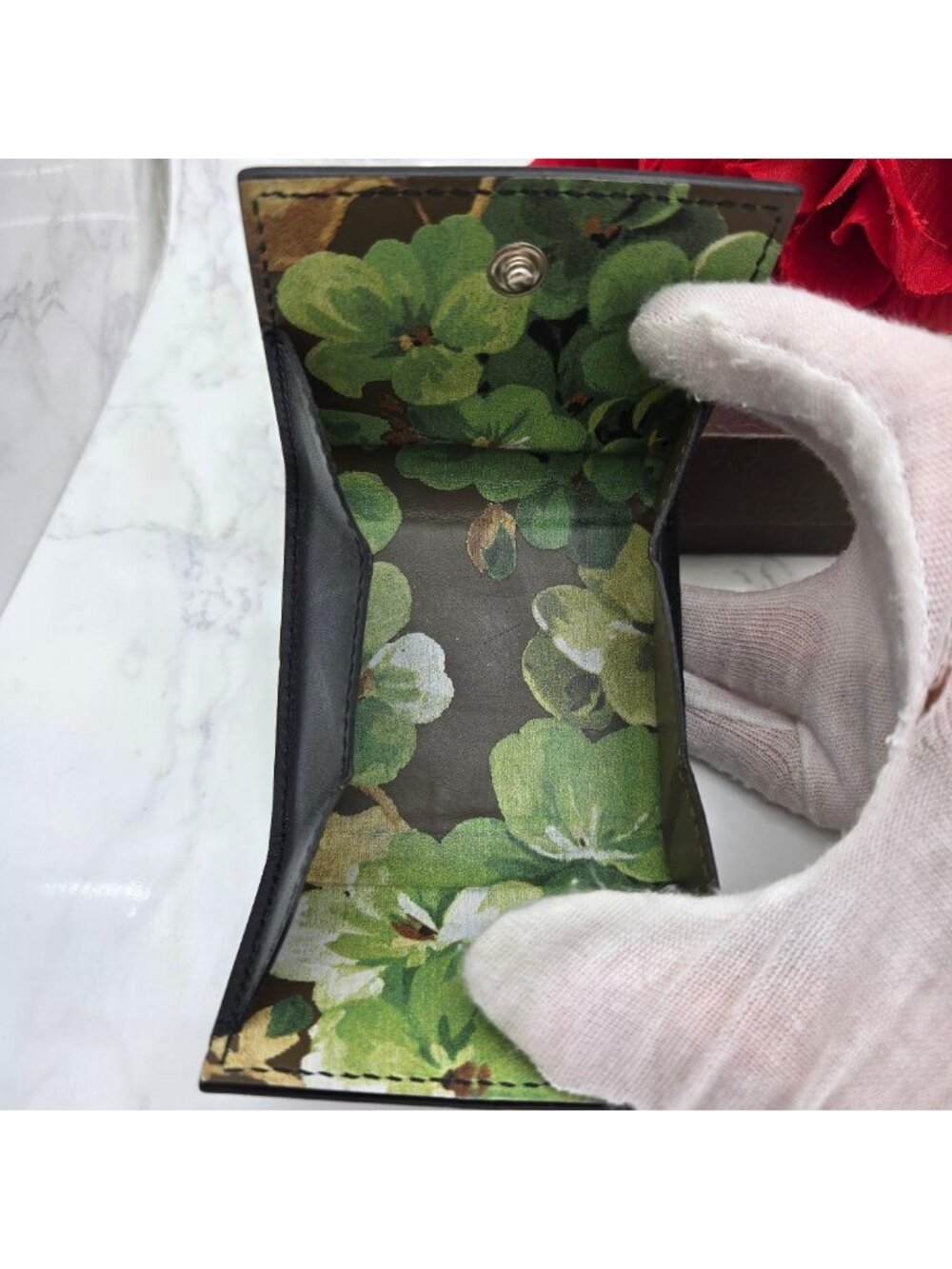 Gucci Coin Purse Wallet Flower Black - Picture 13 of 15